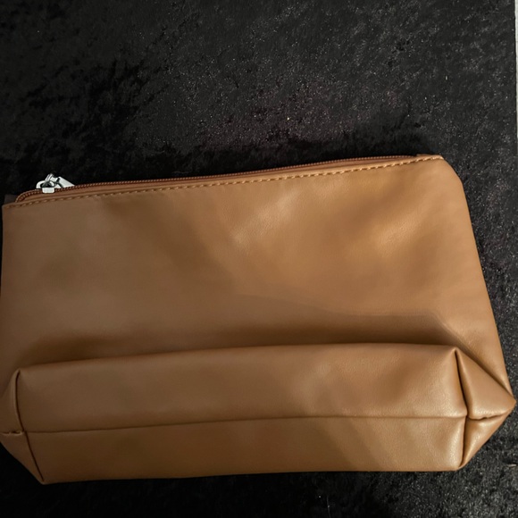 Queenoris NWT Large Capacity Classic Shoulder Bags, Brown Vegan F-10 - Picture 8 of 11